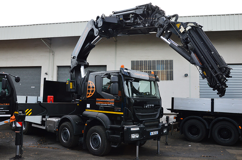 Camion bras de grue 110T/m - Transmanutec