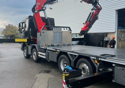 Camion Bras de grue 80Tm